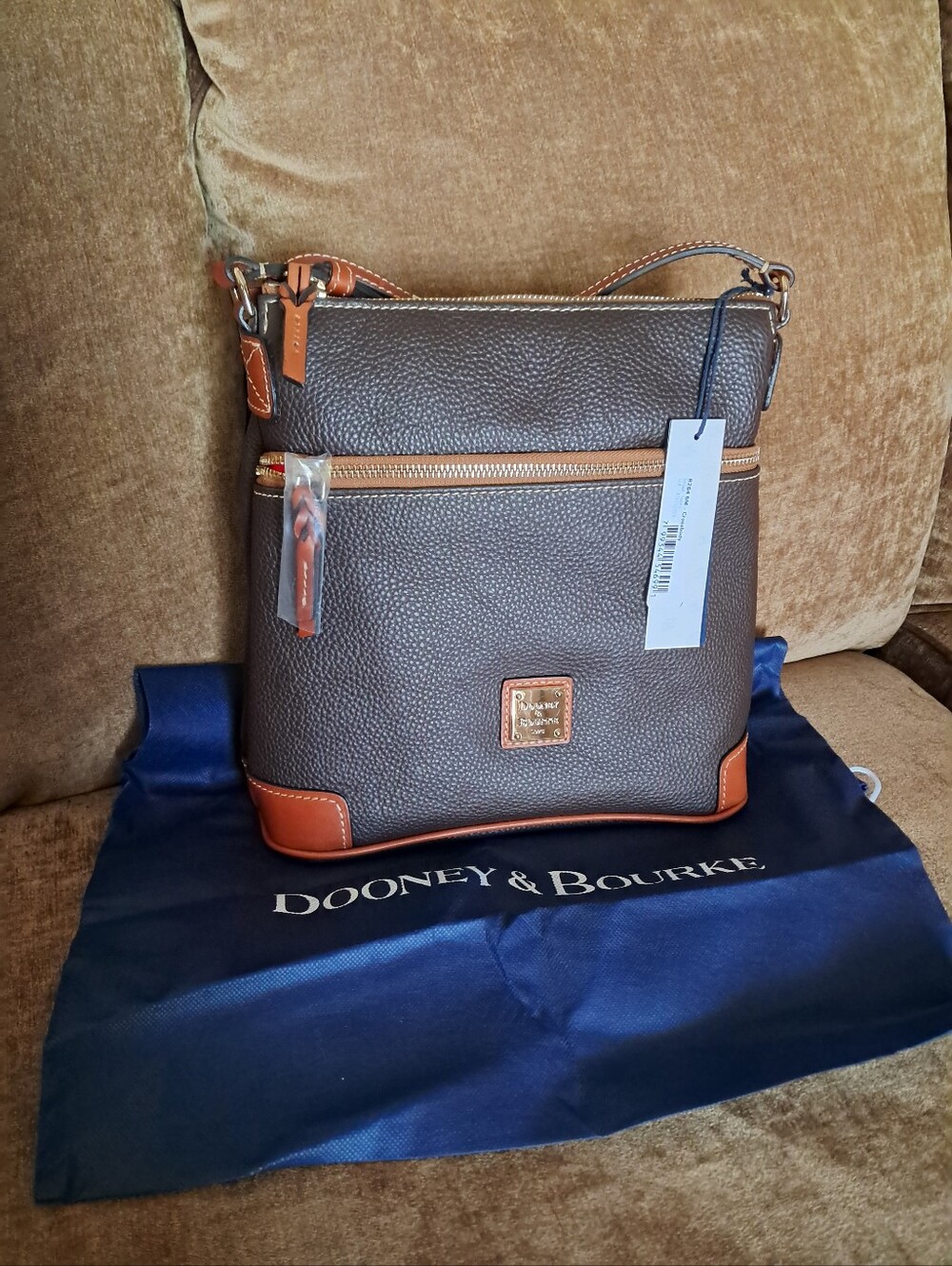 NWT Dooney & Bourke Dark Brown Crossbody.